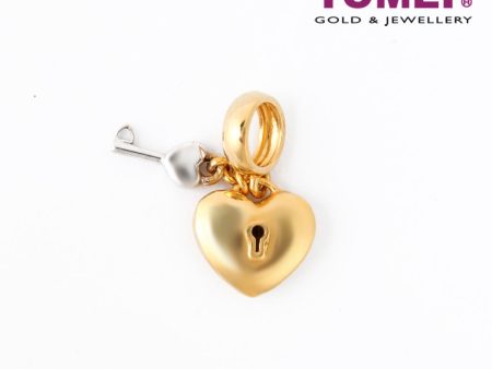 TOMEI Love Lock & Heart Key Charm, Yellow Gold 916 Online now