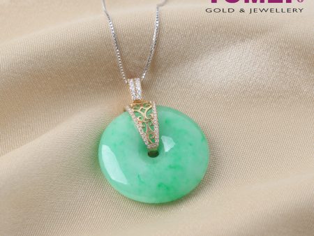 TOMEI The Soothing and Cool Jade Pendant, White Yellow Gold 750 For Discount