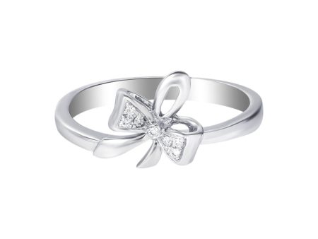 TOMEI Precious Gift Diamond Ring, White Gold 375 For Sale